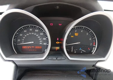 2005 BMW Z4 2.5I z USA, uszkodzony, nr VIN 4USBT33555LS58412